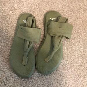 Sanuk flip flops